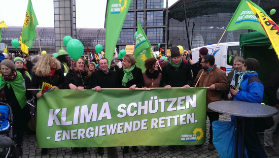 Auf der EnergiewendeDeomo in Berlin mit Simone Peter u.a.