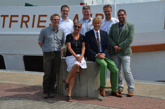 Besuch AG Ems: (v.l.n.r.) Frank Ohmer, Marcel Diekmann, Gudrun Herrmann, Claus Hirsch, Dr. Bernhard Brons, Peter Eesmann, ich