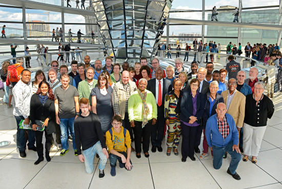 Gruppenfoto mit Abgeordnetem