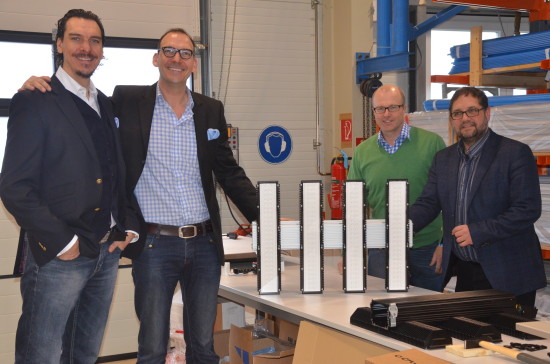 Bei der Deutschen Lichtmiete mit Alexander Hahn, Marco Hahn und Christian Effenberger im Lager in Tweelbäke. 