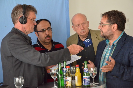 Flüchtlingsberater Ilias Yanc von IBIS e.V., Hans-Henning Adler, Fraktionsvorsitzender der Linken im Oldenburger Rat und ich im Gespräch mit Moderator Stefan Pulß.