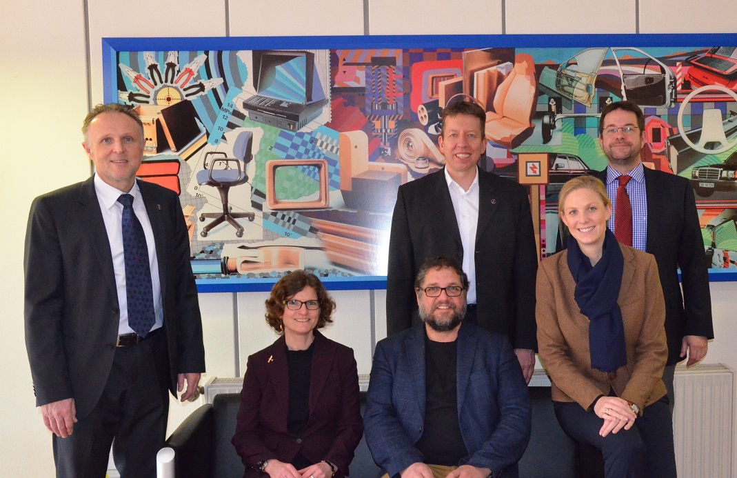 V.l.n.r.: Herbert Radunz, Heike Langner-Witkowski (sitzend), ich (MdB, sitzend), Dr. Frank Holtrup, Tanja Herr, Stephan Kretschmann