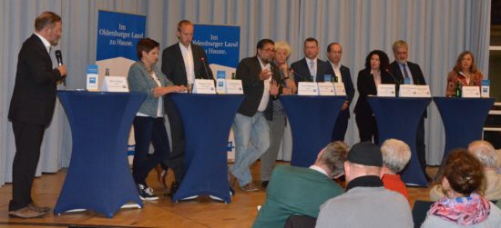 Wieder eine Diskussionsrunde. Diesmal waren wir sogar zu acht!