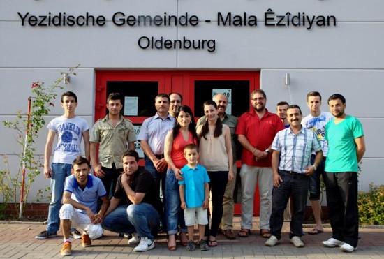 Yezidisches Forum: Abschieds-Gruppenfoto