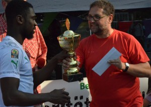 Verdienter Sieger des 11. Afrika Cup ist das Team der Elfenbeinküste. Neben dem Pokal gab es eine Reise nach Hamburg zu gewinnen.