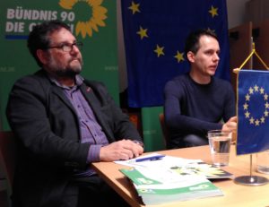 JA zu Europa - Mut zu Veränderung. Europa prägt unser Leben und wir möchten, dass das so bleibt. Die EU ist das Wertvollste, was dieser Kontinent je geschaffen hat.